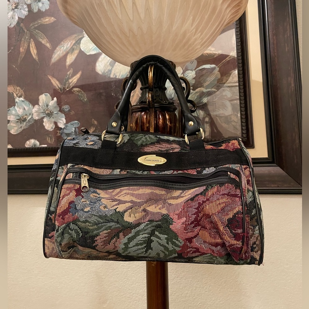 Concourse please check all picture of condition